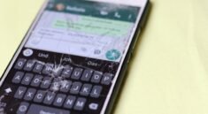 12 Wallpaper HP Rusak yang Bisa Kamu Unduh Gratis