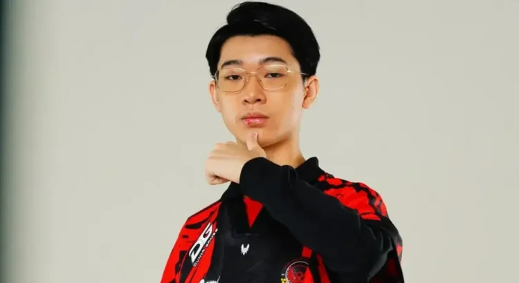 Profil dan Biodata Lengkap Gold Laner BTR Clivee